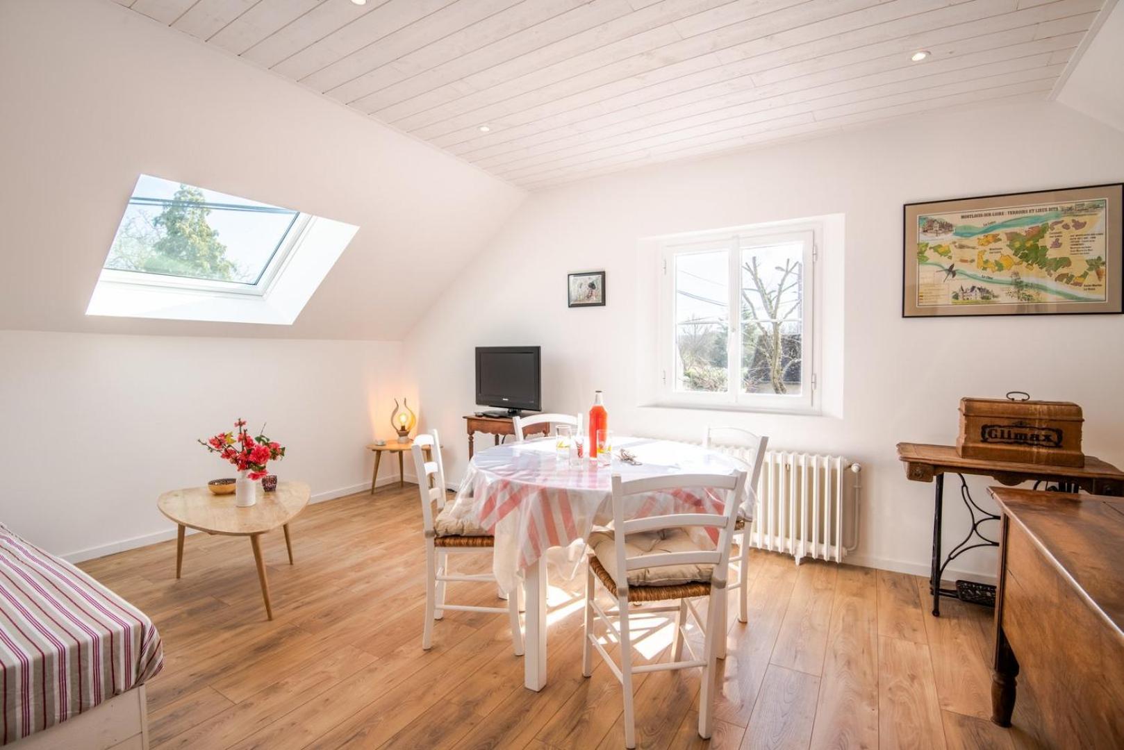 Le Relais De L'Ormeau - Charmant Gite Pour 4 Pers. Lussault-sur-Loire Екстериор снимка